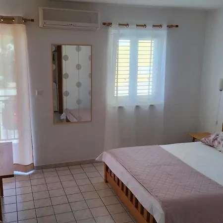 Studie-apartment In Makarska, Kroatien *