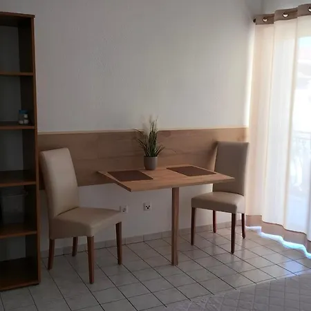 Studie-apartment In Makarska, Kroatien Апартаменты Макарска