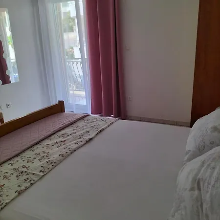 Apartment Studie-apartment In Makarska, Kroatien *