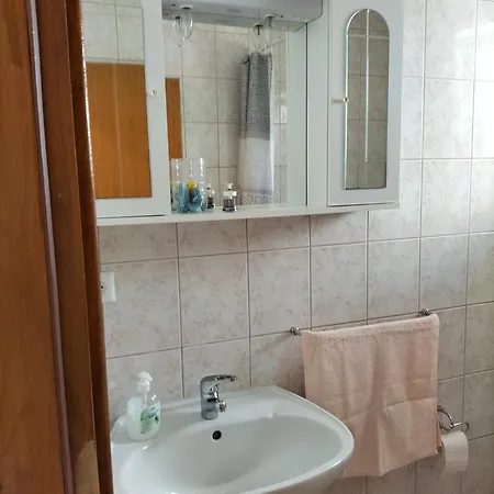 Studie-apartment In Makarska, Kroatien マカルスカ