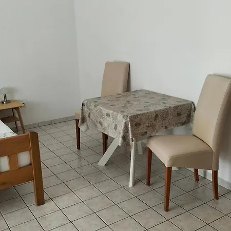 Apartment Studie-apartment In Makarska, Kroatien Makarska