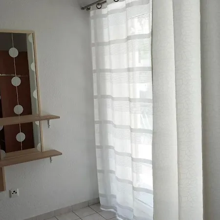 Appartement Studie-apartment In Makarska, Kroatien