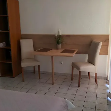 Studie-apartment In Makarska, Kroatien Makarska